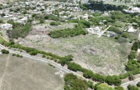 Lears Land, Holders Hill, St. James